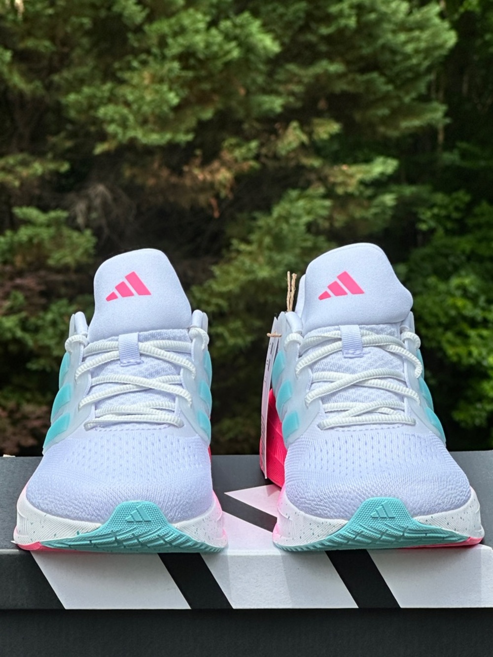 Adidas White UltraRun 5 Low Casual Lifestyle Sneaker Youth 4Y | 5Y | 6Y | 7Y NEW - Picture 3 of 9